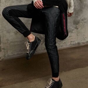 Alp N Rock Finley Quilted Jogger Pant in Black